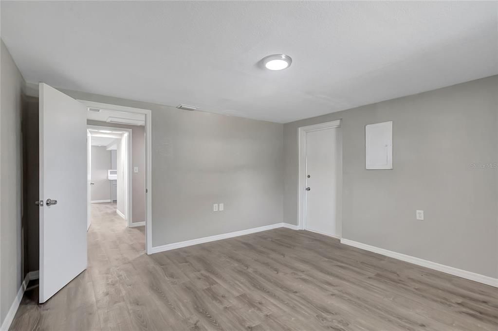 待售: $299,900 (4 贝兹, 2 浴室, 1772 平方英尺)