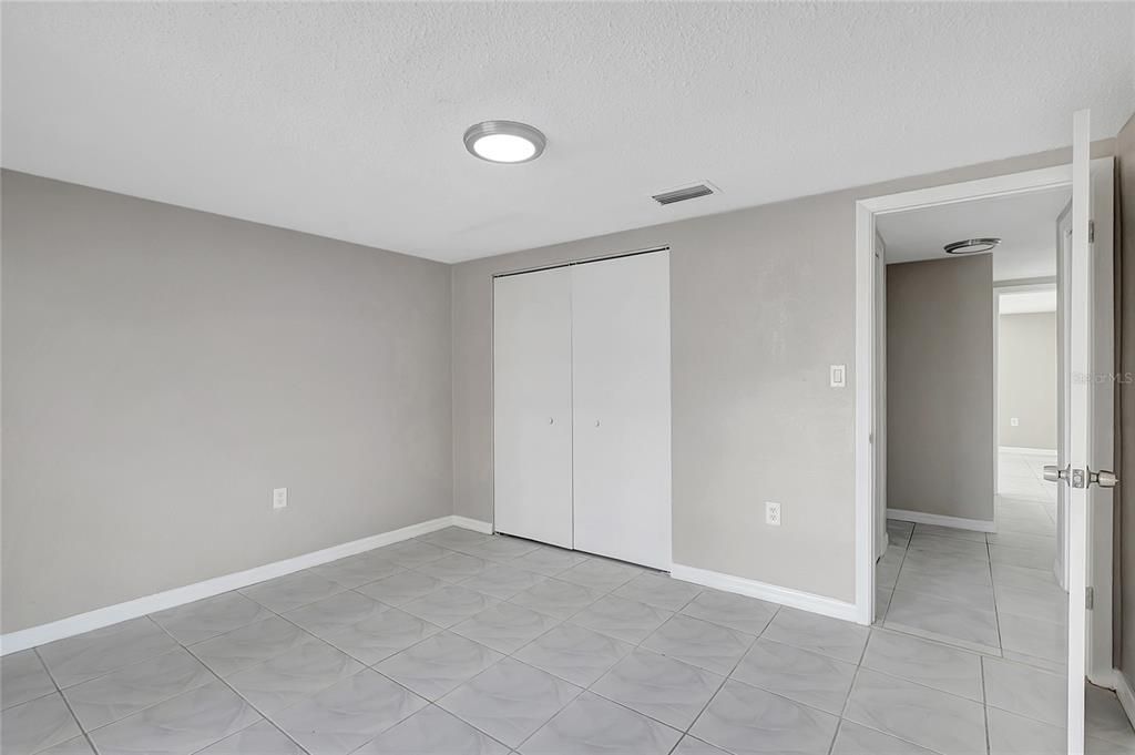 待售: $299,900 (4 贝兹, 2 浴室, 1772 平方英尺)