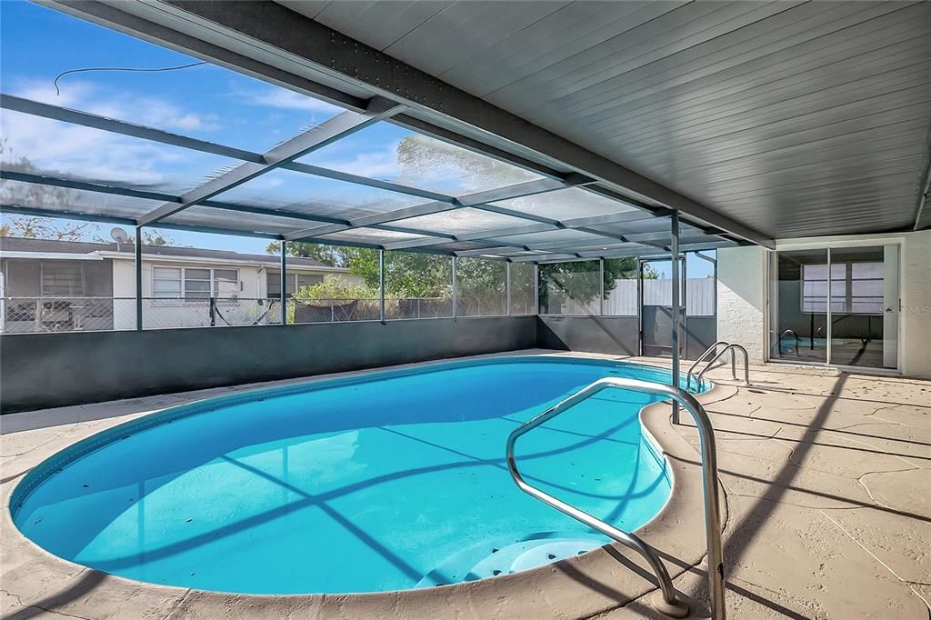 待售: $299,900 (4 贝兹, 2 浴室, 1772 平方英尺)