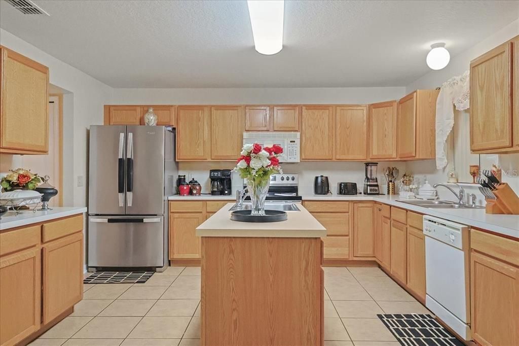 На продажу: $505,995 (4 спален, 3 ванн, 3009 Квадратных фут)