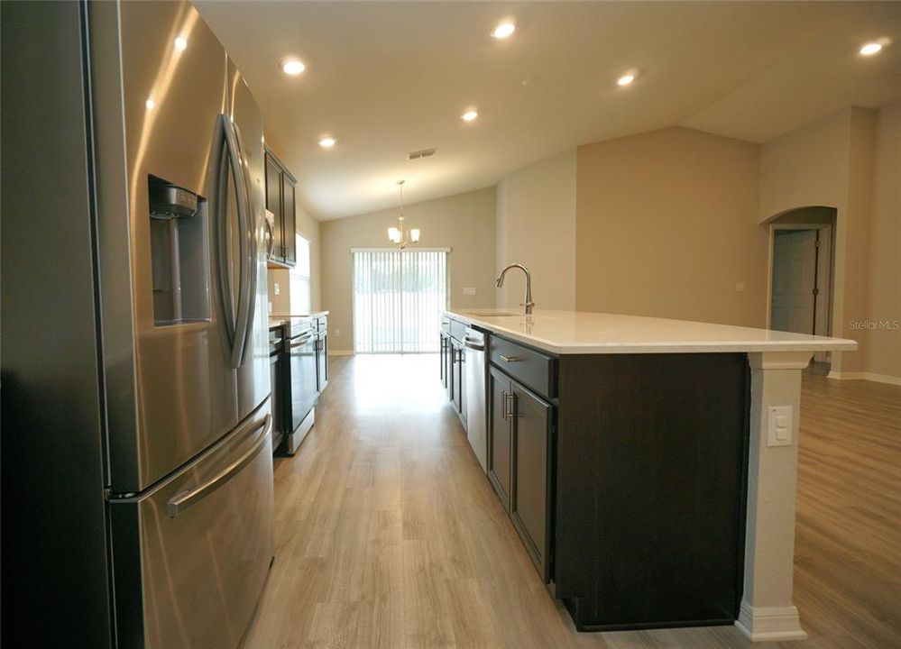 En Renta: $2,750 (4 camas, 2 baños, 1710 Pies cuadrados)