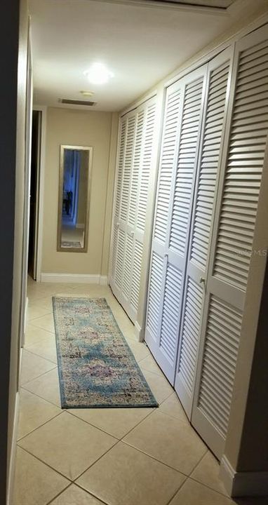 En Venta: $399,000 (2 camas, 1 baños, 1090 Pies cuadrados)