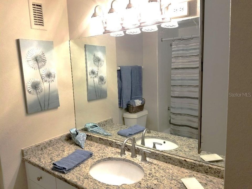 En Venta: $399,000 (2 camas, 1 baños, 1090 Pies cuadrados)