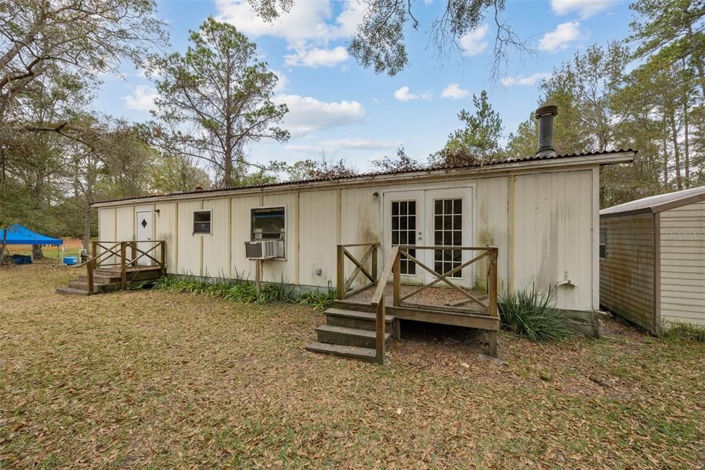 待售: $110,000 (3 贝兹, 2 浴室, 1186 平方英尺)