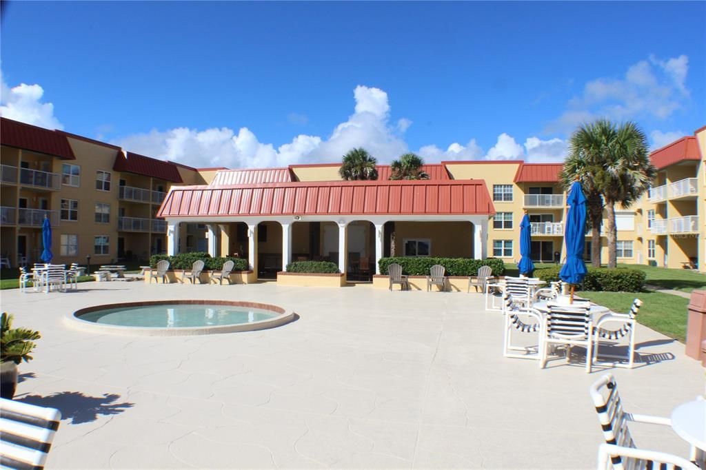 En Venta: $499,000 (2 camas, 2 baños, 912 Pies cuadrados)