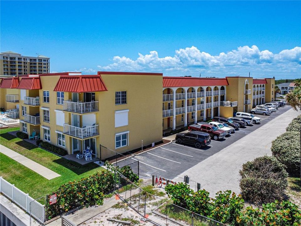 En Venta: $499,000 (2 camas, 2 baños, 912 Pies cuadrados)