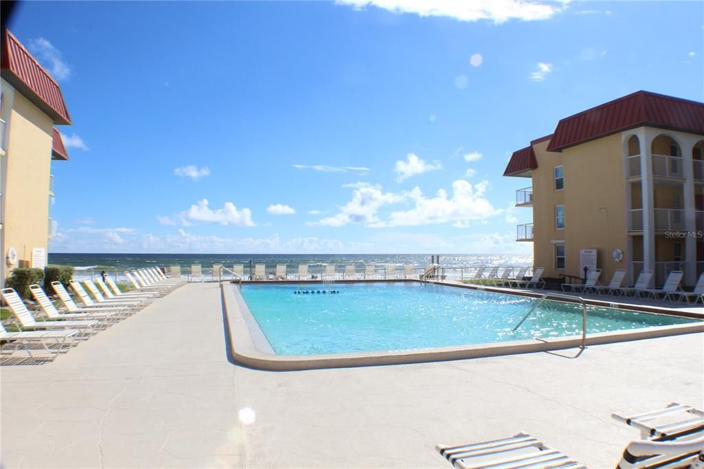 En Venta: $499,000 (2 camas, 2 baños, 912 Pies cuadrados)