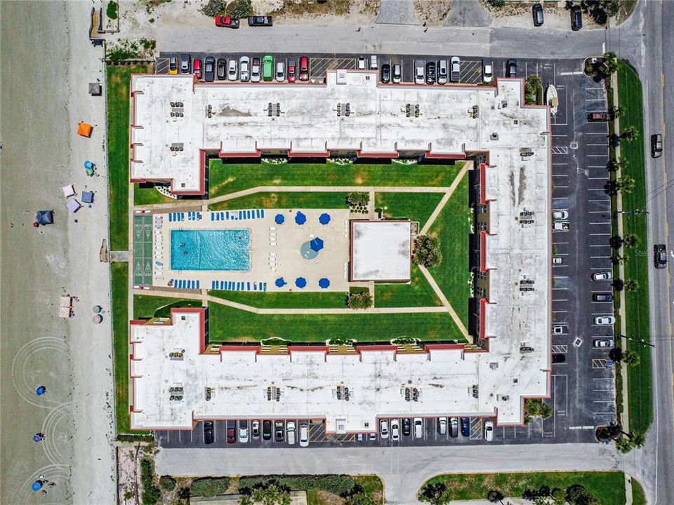 En Venta: $499,000 (2 camas, 2 baños, 912 Pies cuadrados)