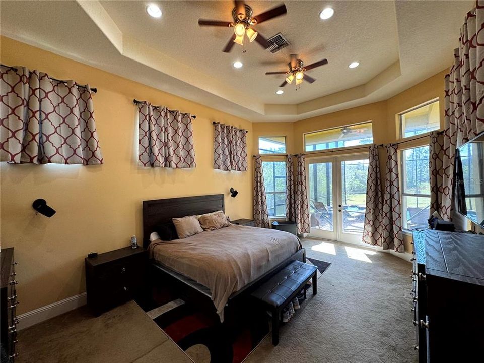 For Sale: $814,000 (4 beds, 3 baths, 3517 Square Feet)