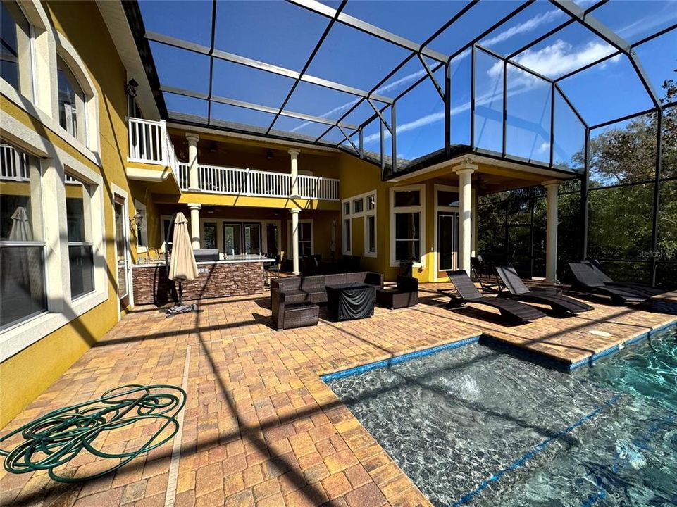 For Sale: $814,000 (4 beds, 3 baths, 3517 Square Feet)