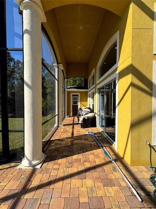 For Sale: $814,000 (4 beds, 3 baths, 3517 Square Feet)