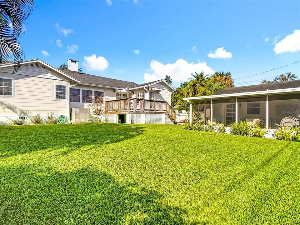 For Sale: $375,000 (3 beds, 2 baths, 1569 Square Feet)