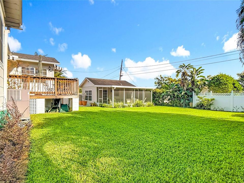 For Sale: $375,000 (3 beds, 2 baths, 1569 Square Feet)