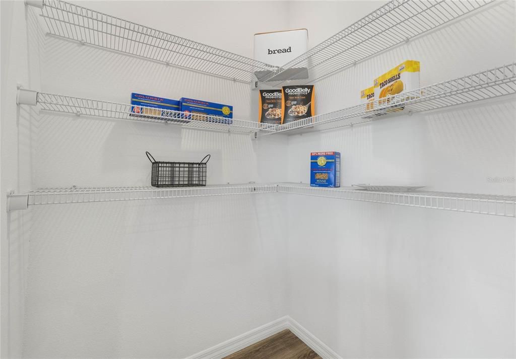 На продажу: $532,990 (5 спален, 3 ванн, 2601 Квадратных фут)