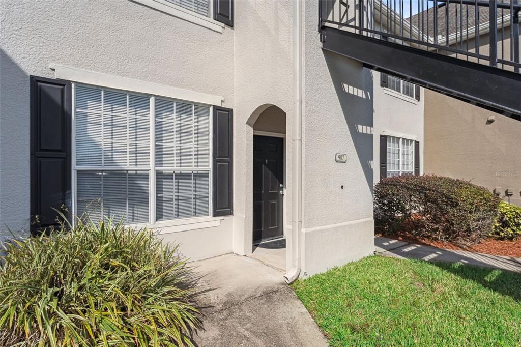 For Sale: $175,000 (1 beds, 1 baths, 495 Square Feet)