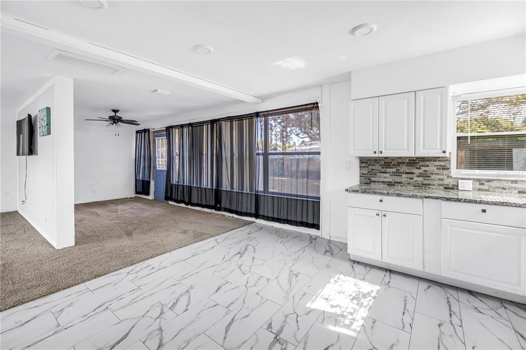 待售: $420,000 (3 贝兹, 2 浴室, 1440 平方英尺)