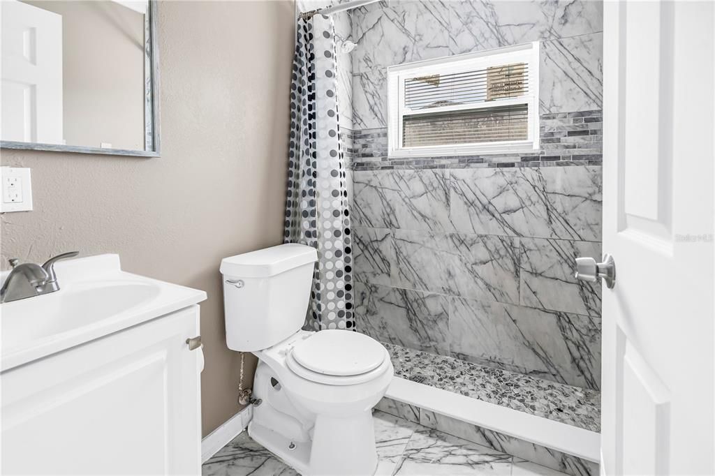 待售: $420,000 (3 贝兹, 2 浴室, 1440 平方英尺)