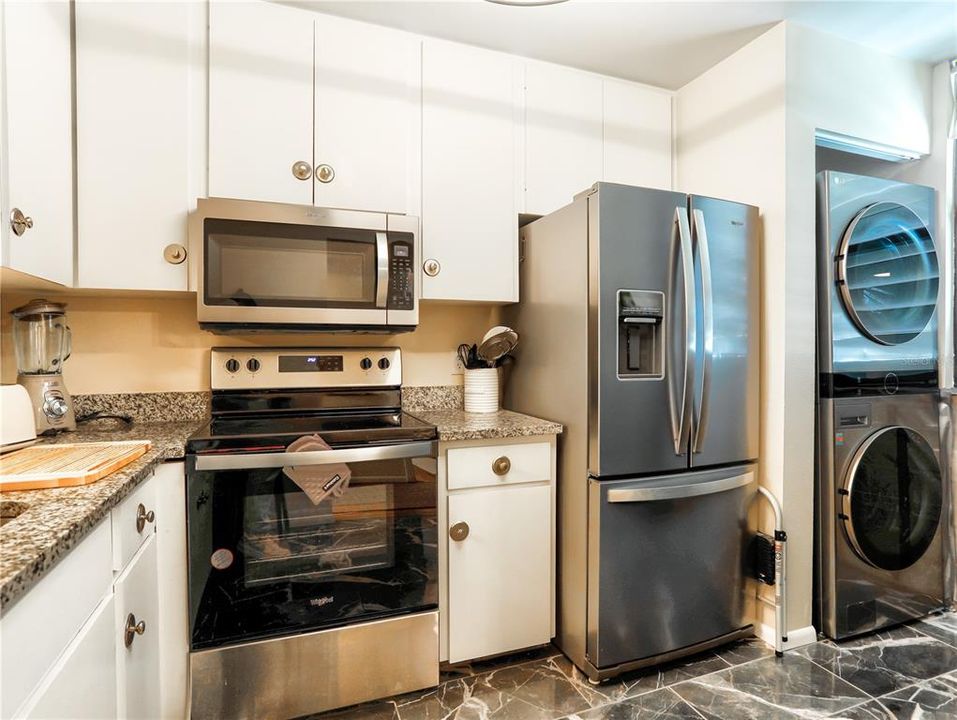 En Renta: $2,300 (2 camas, 2 baños, 940 Pies cuadrados)