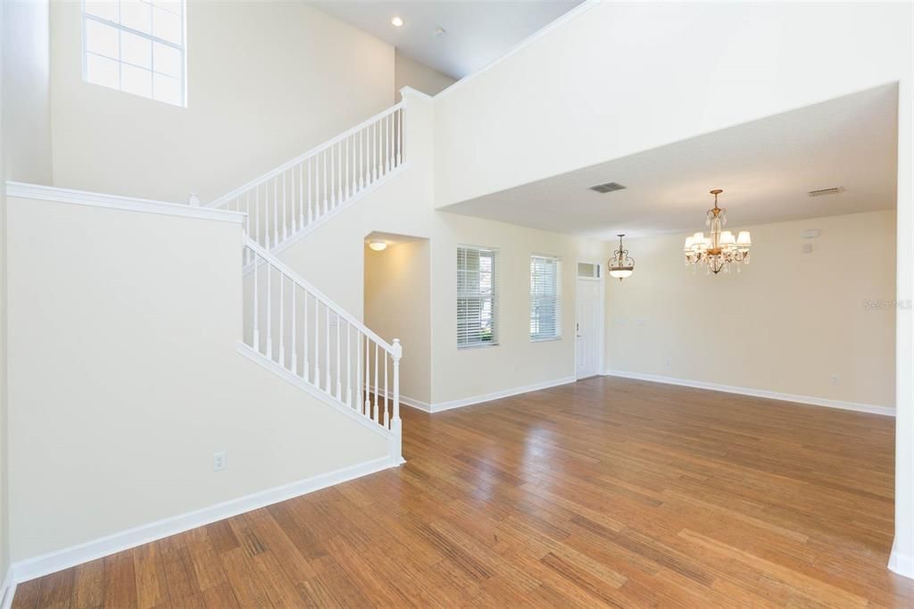 For Rent: $3,100 (4 beds, 3 baths, 3163 Square Feet)