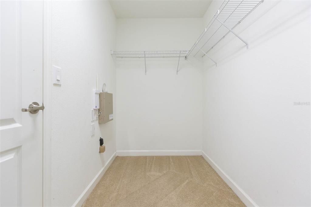 For Rent: $3,100 (4 beds, 3 baths, 3163 Square Feet)