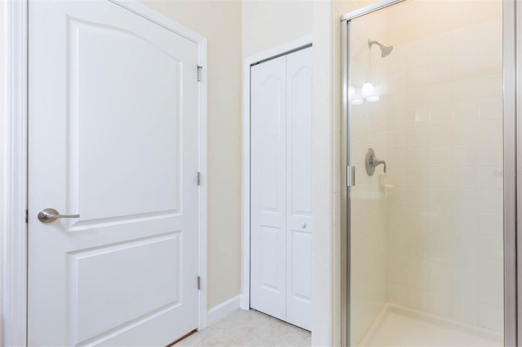 For Rent: $3,100 (4 beds, 3 baths, 3163 Square Feet)