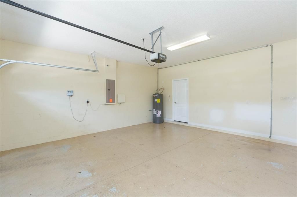 For Rent: $3,100 (4 beds, 3 baths, 3163 Square Feet)