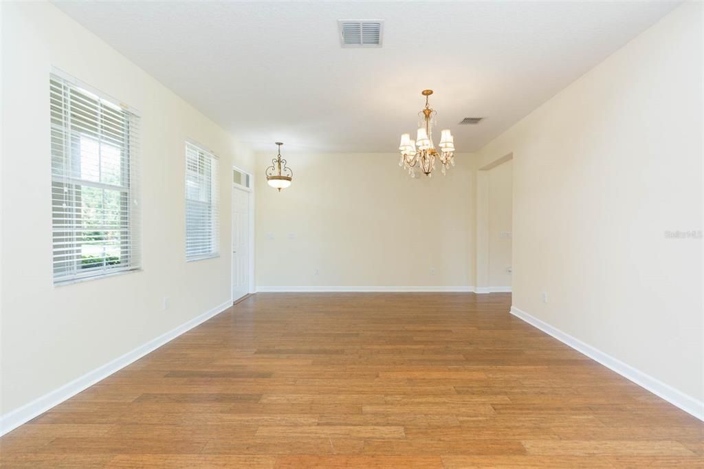 For Rent: $3,100 (4 beds, 3 baths, 3163 Square Feet)