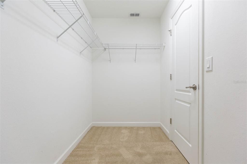 For Rent: $3,100 (4 beds, 3 baths, 3163 Square Feet)