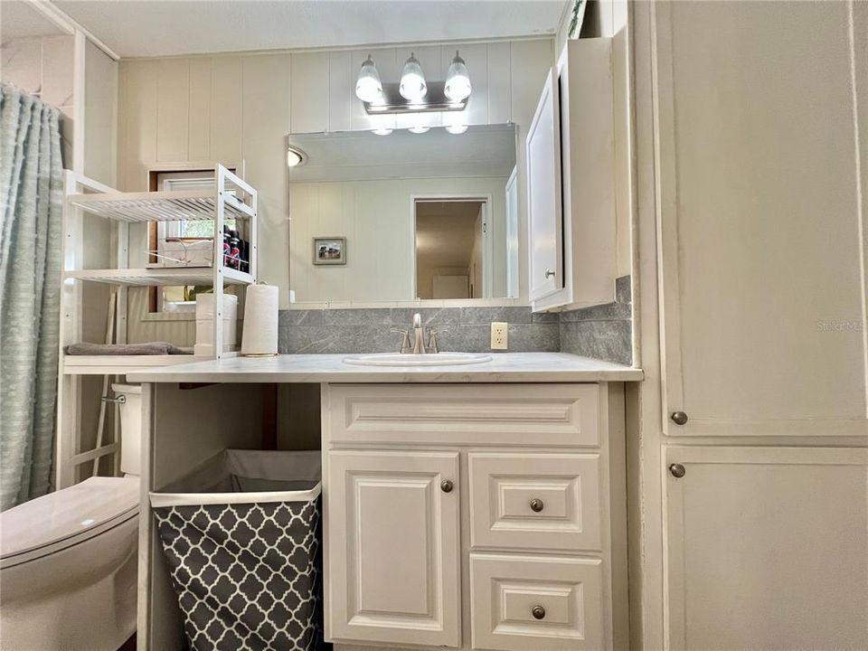 待售: $129,500 (2 贝兹, 2 浴室, 1014 平方英尺)