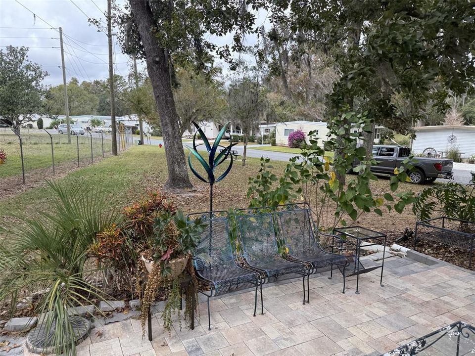 待售: $129,500 (2 贝兹, 2 浴室, 1014 平方英尺)