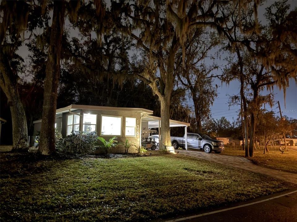 待售: $129,500 (2 贝兹, 2 浴室, 1014 平方英尺)