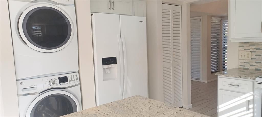 待售: $259,900 (3 贝兹, 2 浴室, 1338 平方英尺)