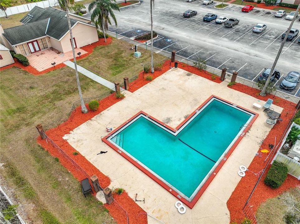 В аренду: $1,650 (2 спален, 1 ванн, 800 Квадратных фут)