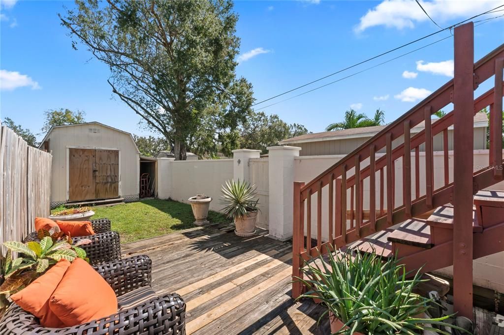 На продажу: $365,000 (2 спален, 1 ванн, 1176 Квадратных фут)