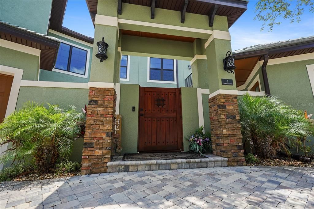 For Sale: $950,000 (5 beds, 4 baths, 3644 Square Feet)