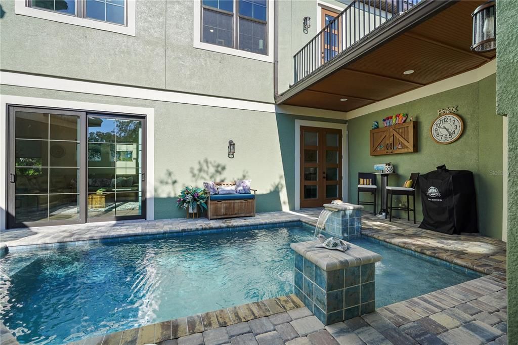 For Sale: $950,000 (5 beds, 4 baths, 3644 Square Feet)