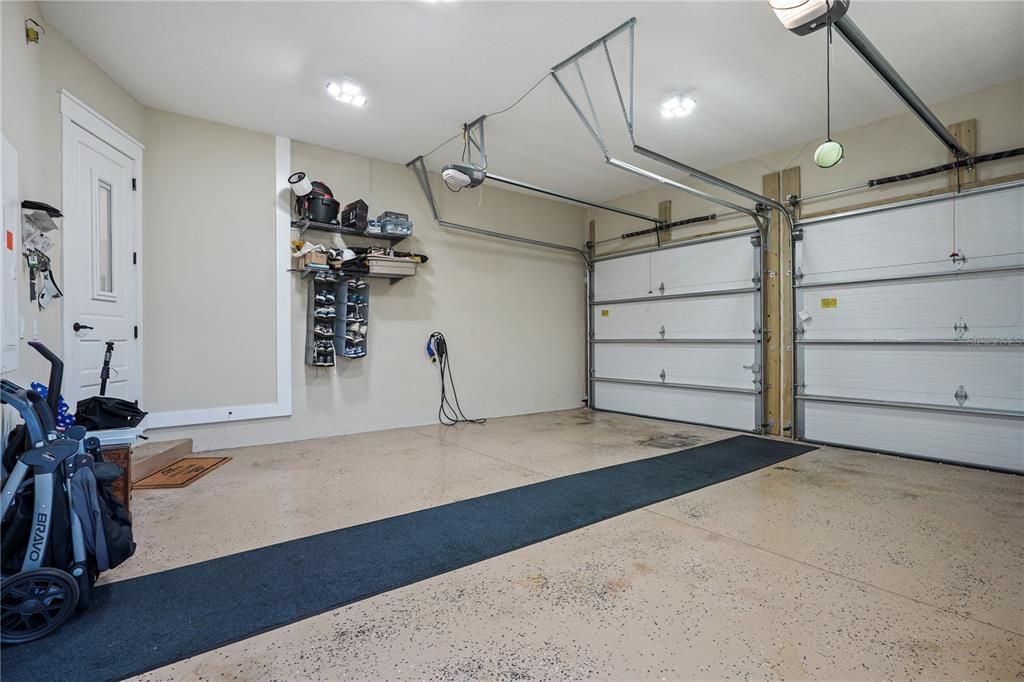 For Sale: $950,000 (5 beds, 4 baths, 3644 Square Feet)