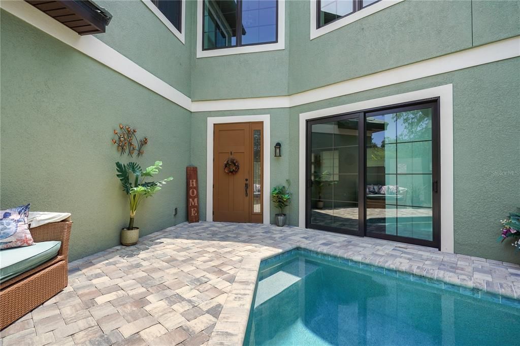 For Sale: $950,000 (5 beds, 4 baths, 3644 Square Feet)