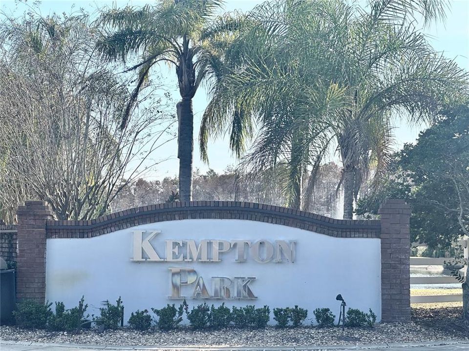 En Renta: $2,590 (4 camas, 2 baños, 1934 Pies cuadrados)