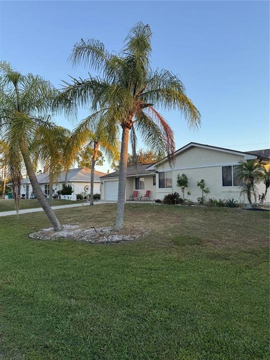 На продажу: $320,000 (3 спален, 2 ванн, 950 Квадратных фут)