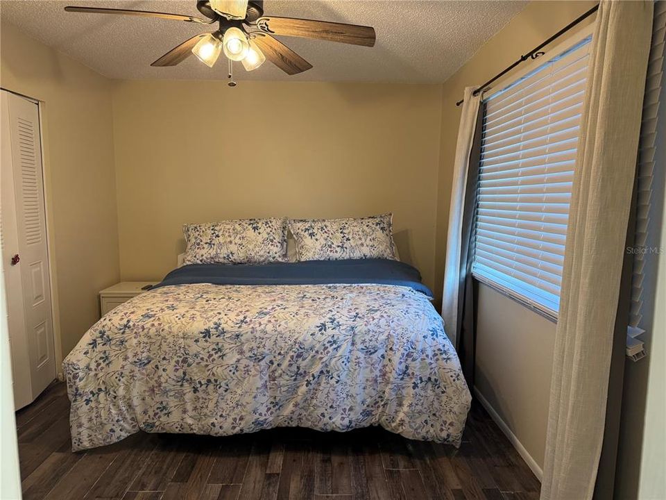 На продажу: $320,000 (3 спален, 2 ванн, 950 Квадратных фут)