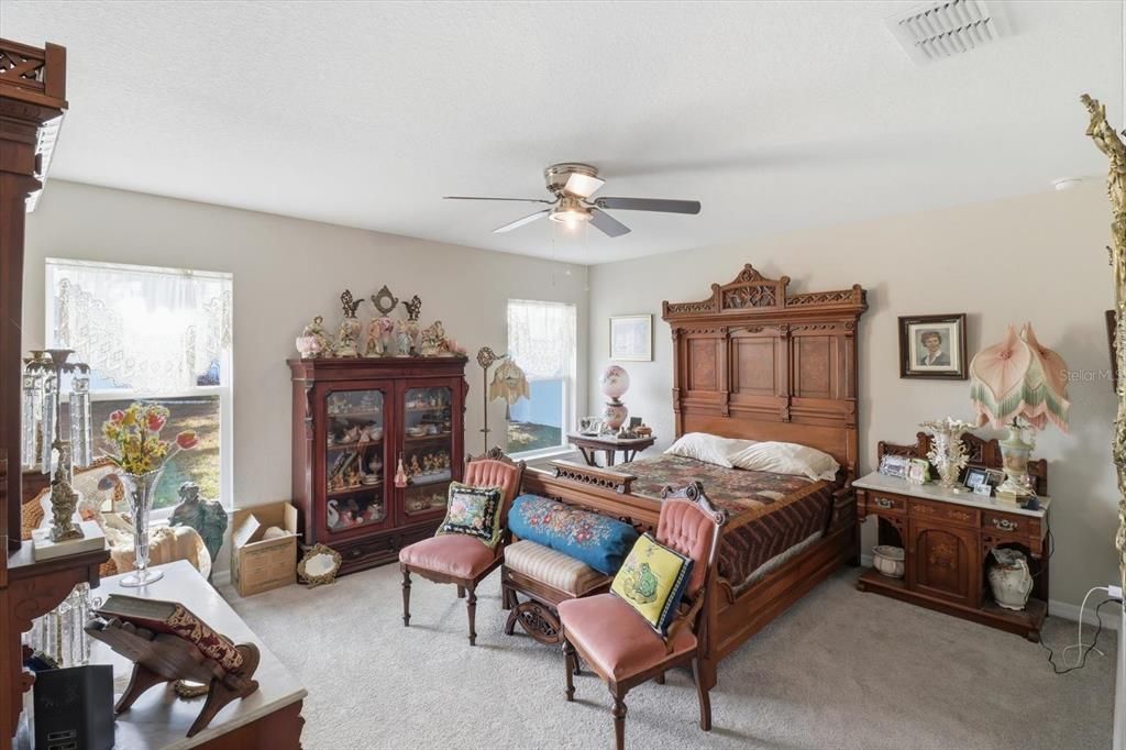 For Sale: $339,500 (3 beds, 2 baths, 1667 Square Feet)