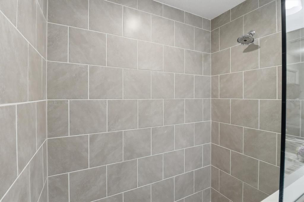 For Sale: $339,500 (3 beds, 2 baths, 1667 Square Feet)