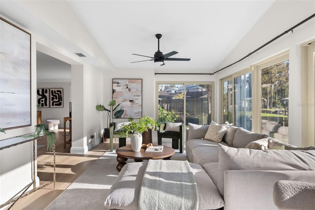 На продажу: $724,990 (3 спален, 2 ванн, 1855 Квадратных фут)