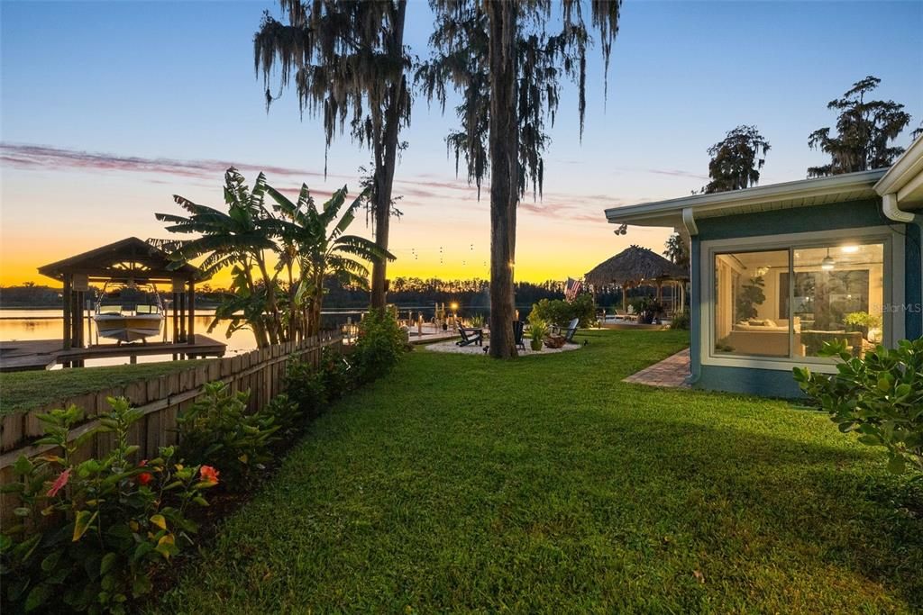 На продажу: $724,990 (3 спален, 2 ванн, 1855 Квадратных фут)