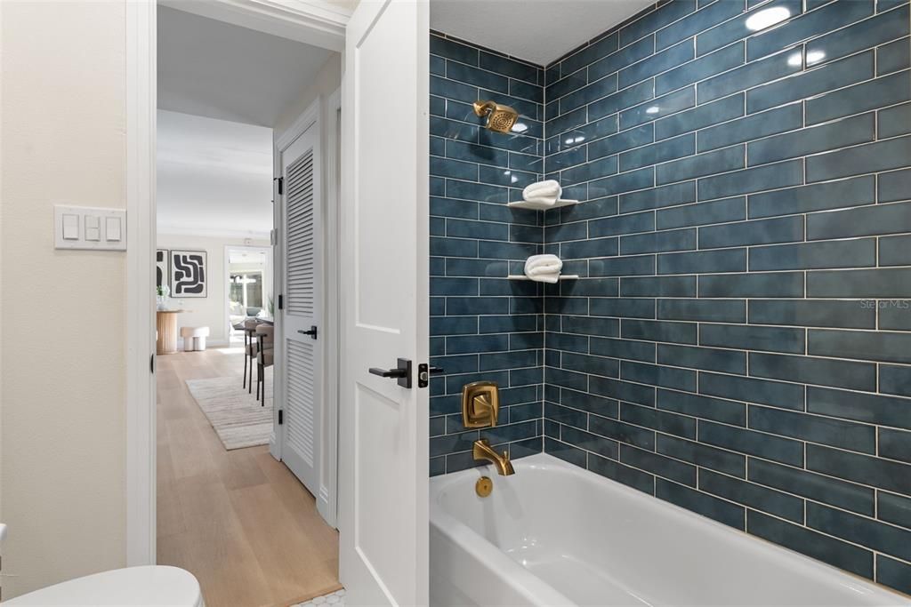 На продажу: $724,990 (3 спален, 2 ванн, 1855 Квадратных фут)