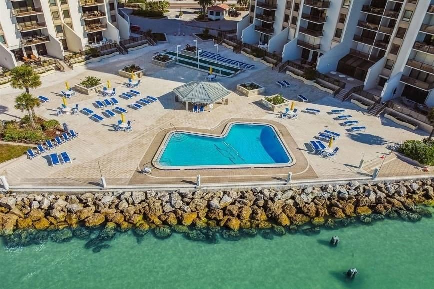 待售: $580,000 (2 贝兹, 2 浴室, 1186 平方英尺)