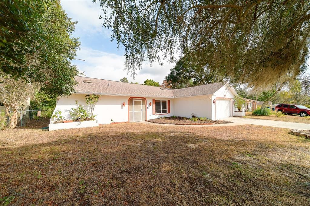 待售: $245,000 (2 贝兹, 2 浴室, 1758 平方英尺)