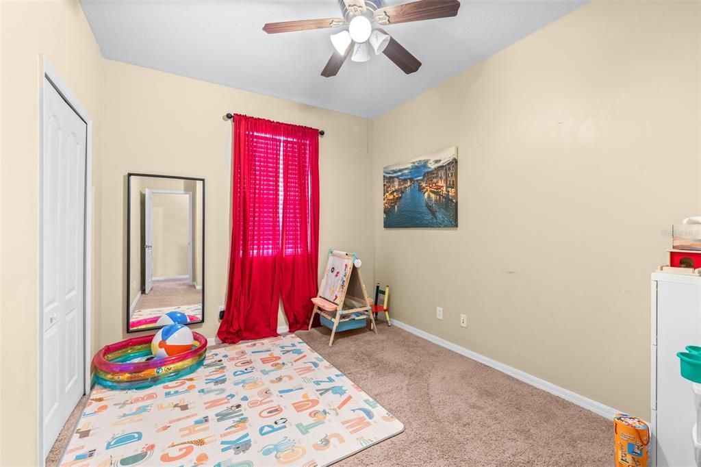 For Sale: $349,000 (4 beds, 2 baths, 1823 Square Feet)