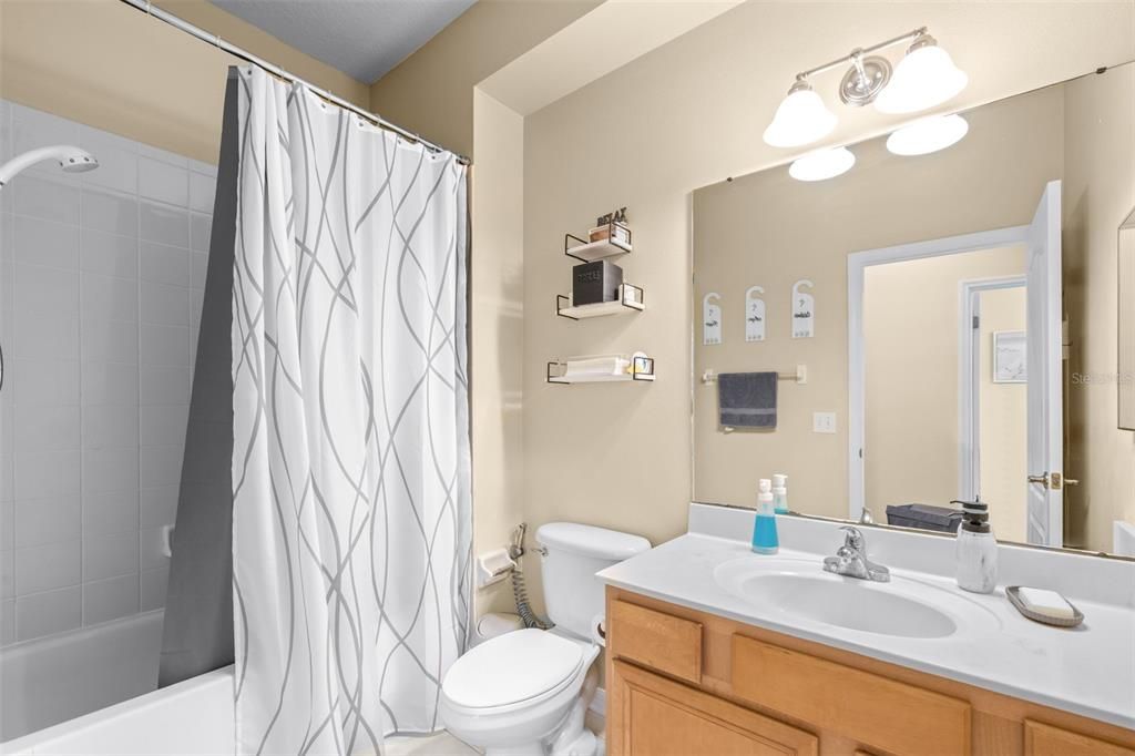 For Sale: $349,000 (4 beds, 2 baths, 1823 Square Feet)